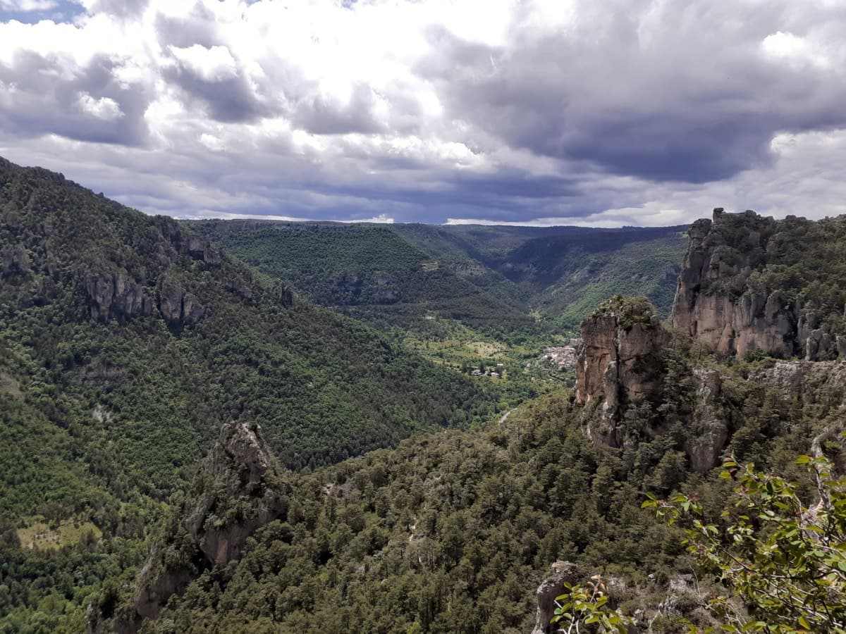 Looking down the Jonte gorge towards Le Rozier from the Ravin des Échos, photographed from Zébulon