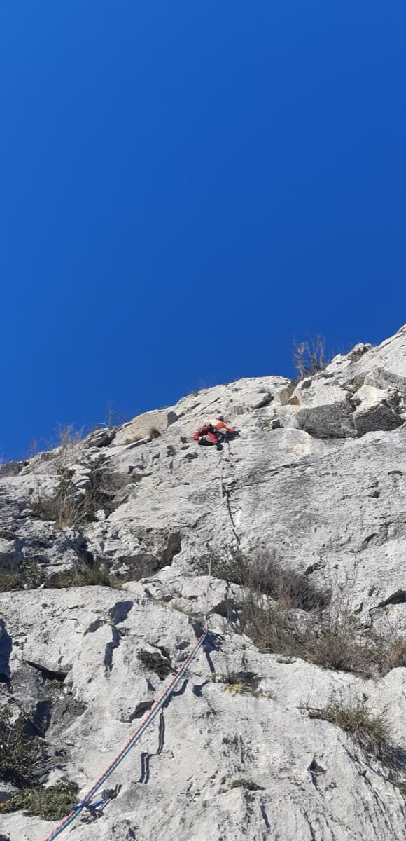 On the slabs of Arabesque, Piliers des Cathares, Calamès