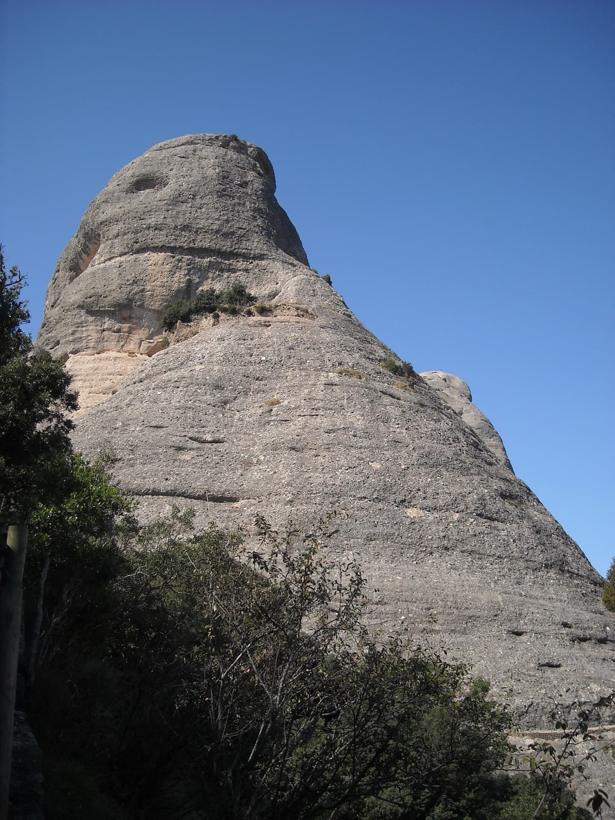 The Gorra Marinera, Montserrat.