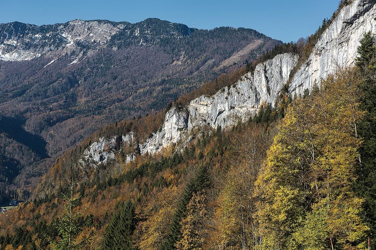The Ewige Wand cliff band above Bad Goisern